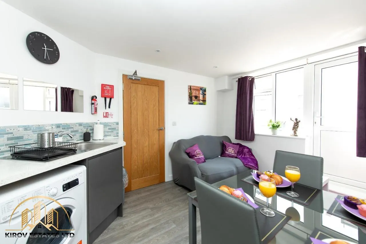 Dionysus Apartment - The Celebration Of Town Southampton